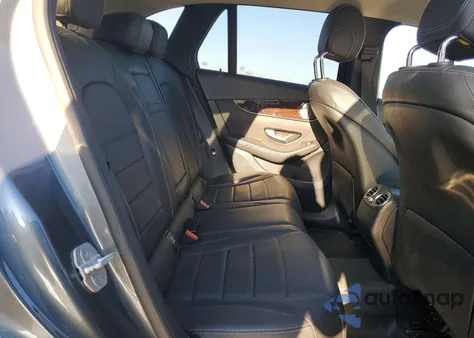 2016 Mercedes-Benz Glc 300 4Matic z USA, uszkodzony, nr VIN WDC0G4KB1GF009390